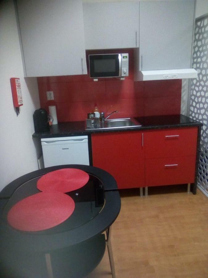 פורטו Metro-Apartment Rnal Nº35375 Al-Chamada Para A Rede Movel Nacional מראה חיצוני תמונה